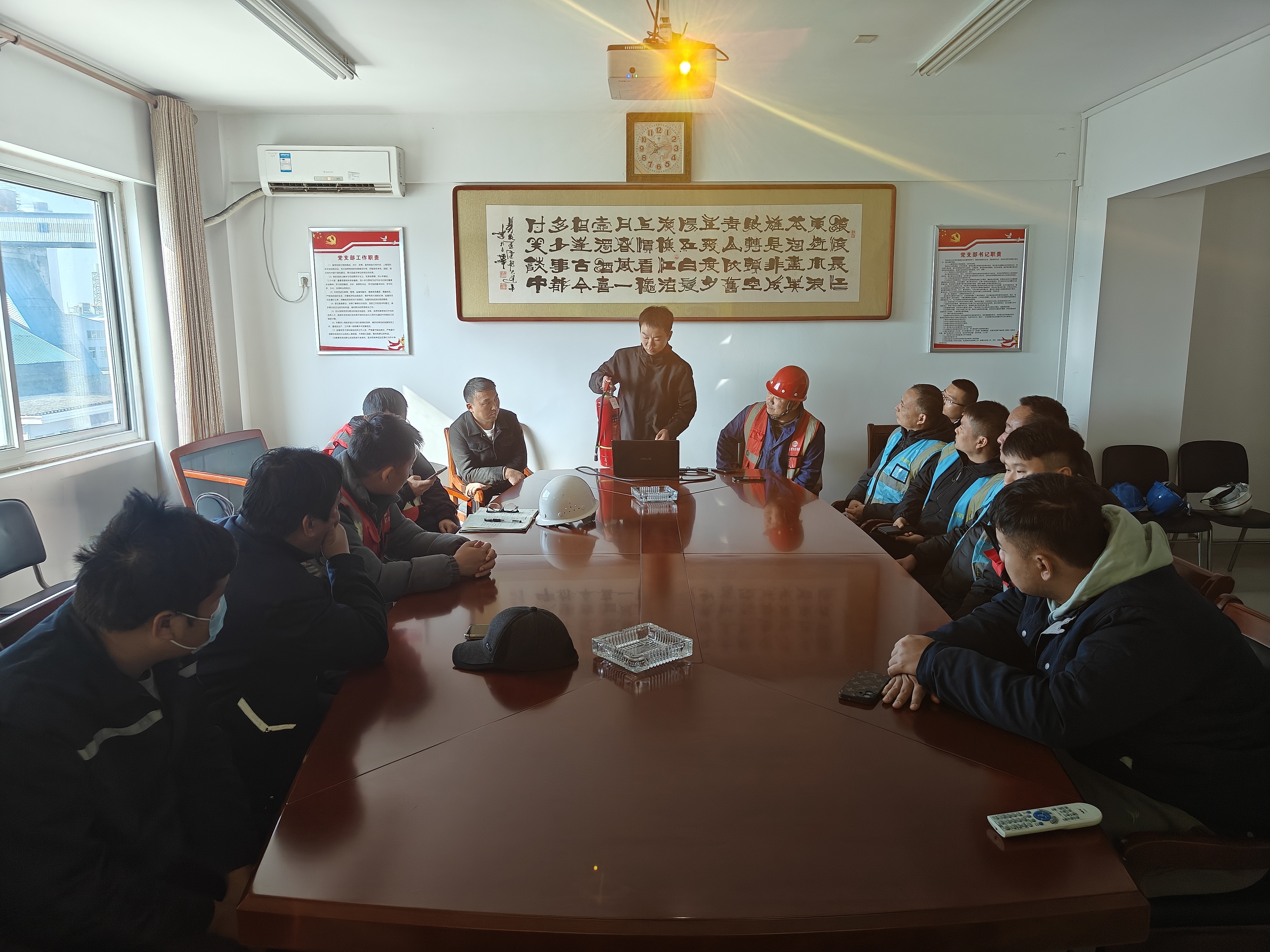 图片 (1).jpg 图片 (1).jpg